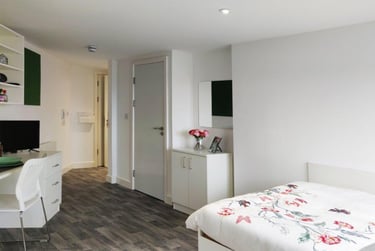 1 bed studio, Denham Street, Westcombe Park, London, SE100XU - Image 9